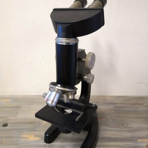 Microscopio NACHET