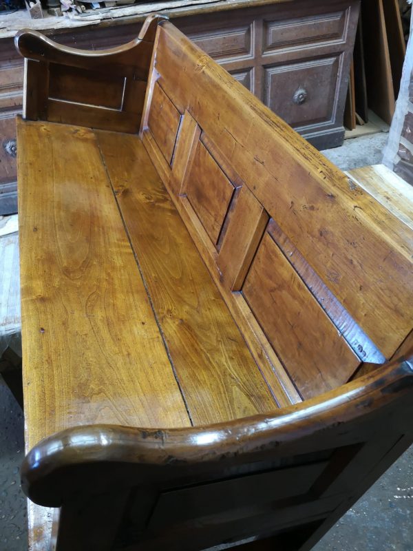 Escaño antiguo de entrepaños6