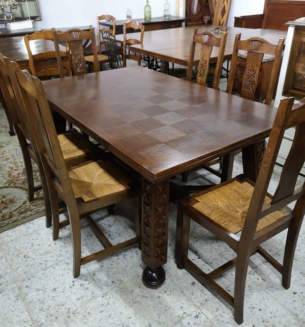 Mesa extensible en madera de roble estilo Luis XV y 6 sillas