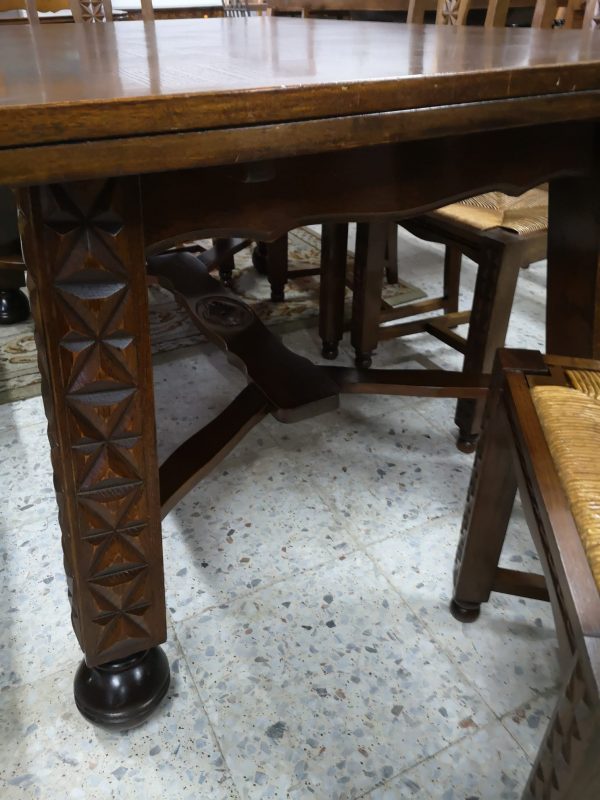Mesa extensible en madera de roble estilo Luis XV y 6 sillas2