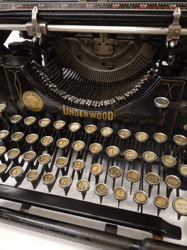 Máquina escribir Underwood1