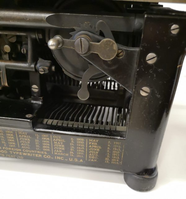 Máquina escribir Underwood3