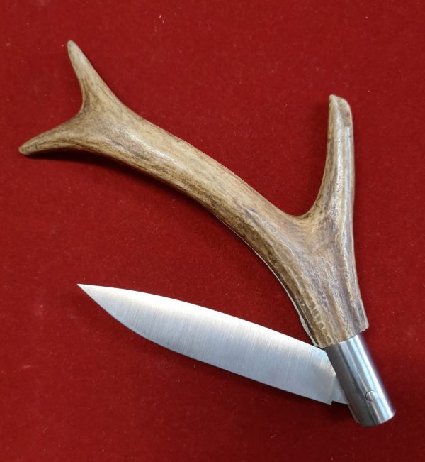 Navaja JC asta de corzo puntas 8 cm2