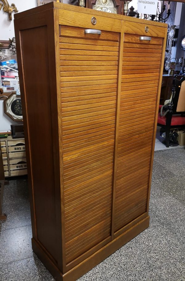 Archivador de persiana doble en madera de Roble2