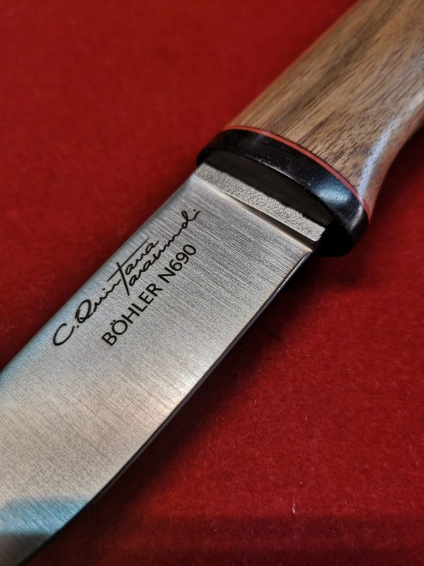 Cuchillo de Monte CQ Ergonómico Nogal con funda3