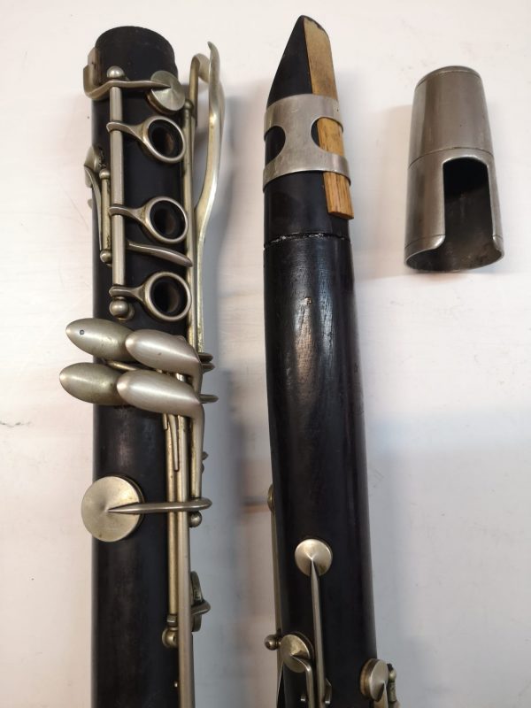 Clarinete antiguo en madera de Ébano