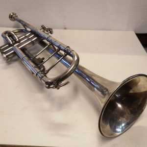 Trompeta antigua Paul Beuscher