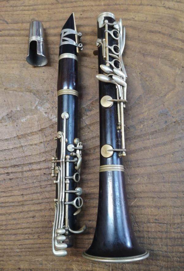Clarinete antiguo en madera de Ébano1